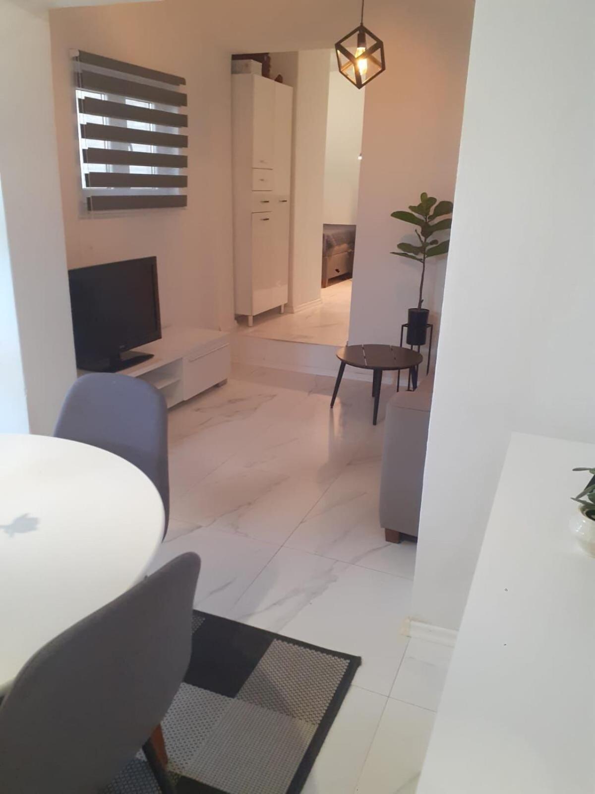 Apartment Jure Brist Zewnętrze zdjęcie